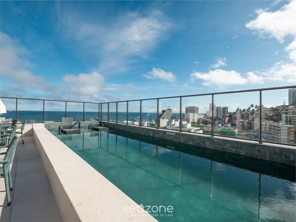 Departamento básico | Alberca | Alberca al aire libre 