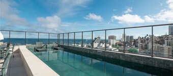 Apartments in Building With Swimming Pool in Ondina - SSA - HOA