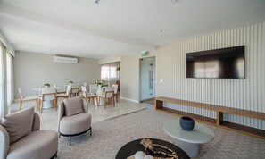 Dining -  Apartamentos em Prédio c/Academia na Ondina-SSA-HOA (Salvador)