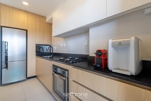 Basic Apartment | Private kitchen