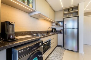 Basic Apartment | Private kitchen - Estadia completa com piscina a 400m da Praia da Armação \- SKL (Penha)