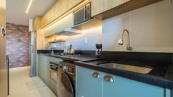 Basic Apartment | Private kitchen