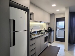 Basic Apartment | Private kitchen