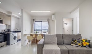 Basic Apartment | Interior