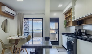 Basic Apartment | Private kitchen