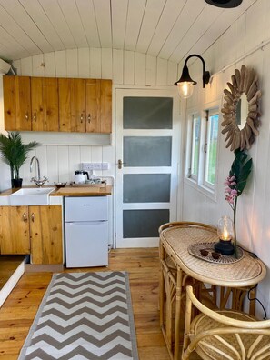 Fridge, toaster, cookware/dishes/utensils