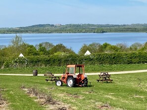 Miscellaneous - Shepherd's Hut With Wood-Fired Hot Tub And Epic Views Over Rutland Water (Rutland)