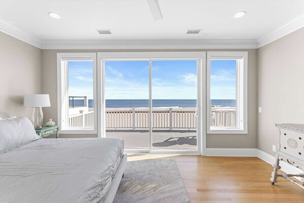6 bedrooms, iron/ironing board, travel crib, free WiFi
