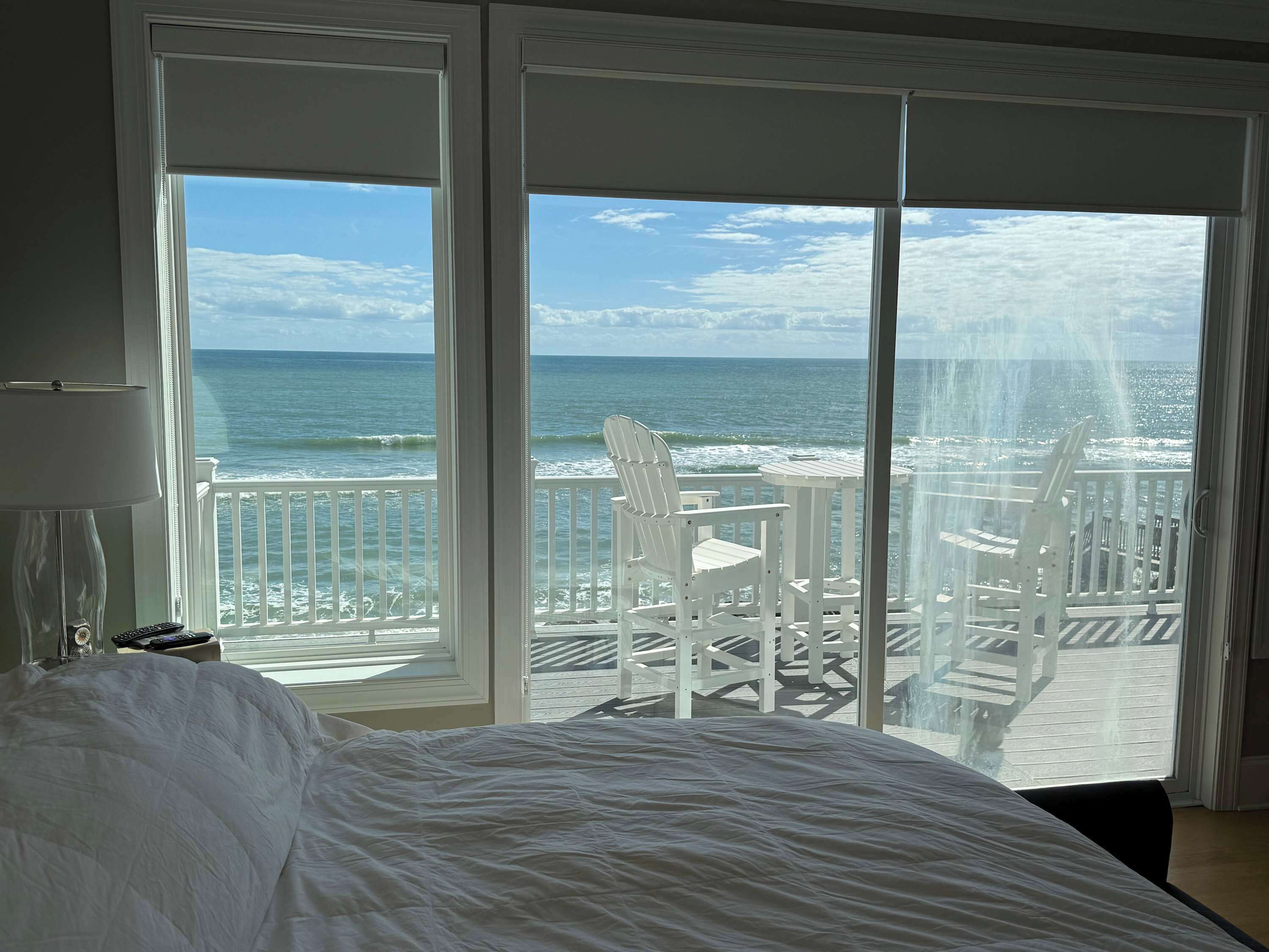 6 bedrooms, iron/ironing board, WiFi, bed sheets