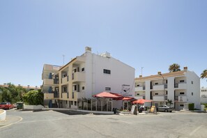 Exterior - Forte Beach Retreat | 2BR with Terrace & AC, by Hopstays (Albufeira)