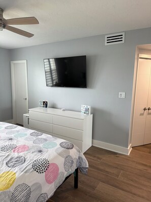 2 Schlafzimmer, Bügeleisen/Bügelbrett, WLAN, Bettwäsche