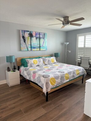 2 bedrooms, iron/ironing board, WiFi, bed sheets