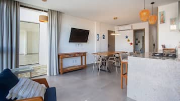 Basic Apartment | Interior