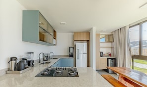 Basic Apartment | Private kitchen