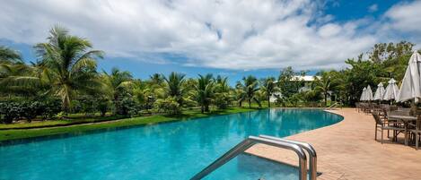 Appartement | Piscine | Piscine extérieure