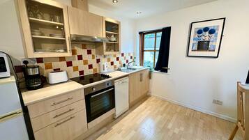 Microwave, stovetop, dishwasher