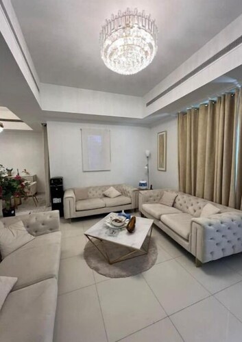 Luxury 4BR w/ Maid & Driver Room Mira 4 Dubai