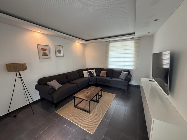 Smart TV - HOME ATTNANG (Attnang-Puchheim)