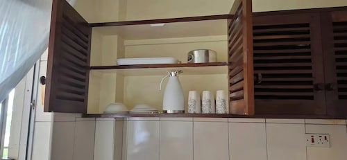 1-bedroom apartment in Nyali Mombasa with WiFi, fun and near social amenities.