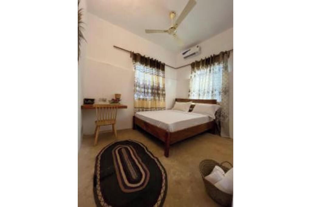 3 habitaciones, escritorio y wifi 