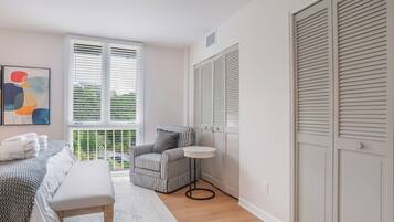 別墅, 多張床, 陽台, 花園景觀 (883 Ketch Court) | 住宿內部