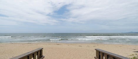 Basic Apartment | Beach