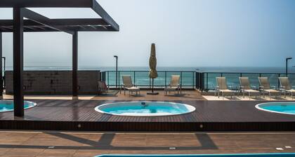 VAC - Beachfront Condo in Itajuba Beach