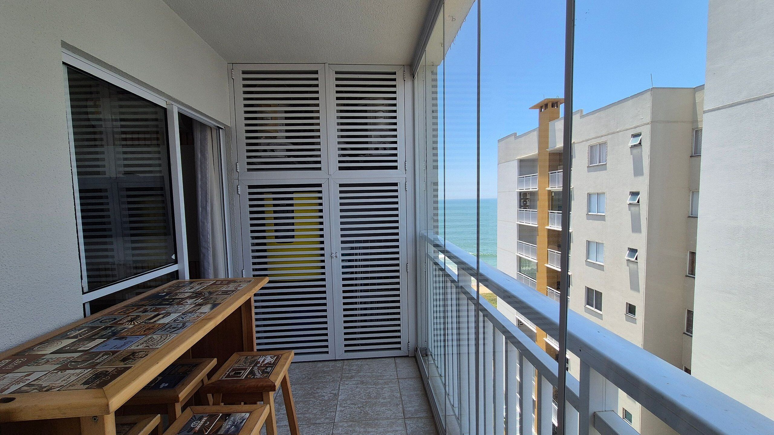 Basic Apartment | Outdoor dining