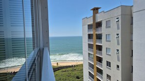Basic Apartment | Property grounds - VAC - Beachfront Condo in Itajuba Beach (Barra Velha)