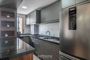 Basic Apartment | Private kitchen