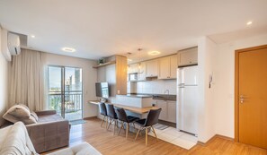 Basic Apartment | Living area