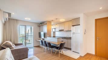 Basic Apartment | Living area