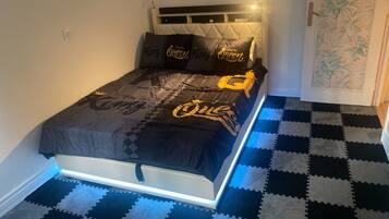 2 chambres, fer et planche Ă repasser, lit parapluie, Wi-Fi gratuit