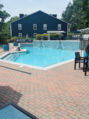 Udendørs pool