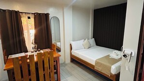 Chambre familiale | Accès au Wi-Fi (inclus), literie fournie