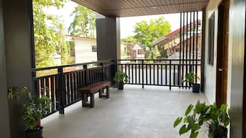 Standard-studiolejlighed - 1 queensize-seng - ikke-ryger - privat badeværelse | Terrasse/gårdhave