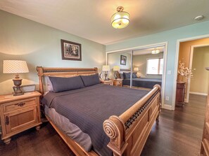 4 bedrooms, WiFi, bed sheets