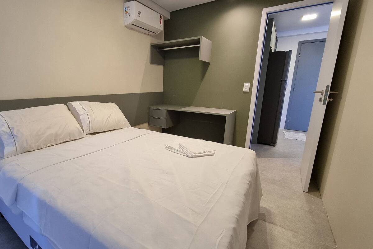 Leilighet – deluxe | Strykejern/-brett og wi-fi (inkludert)