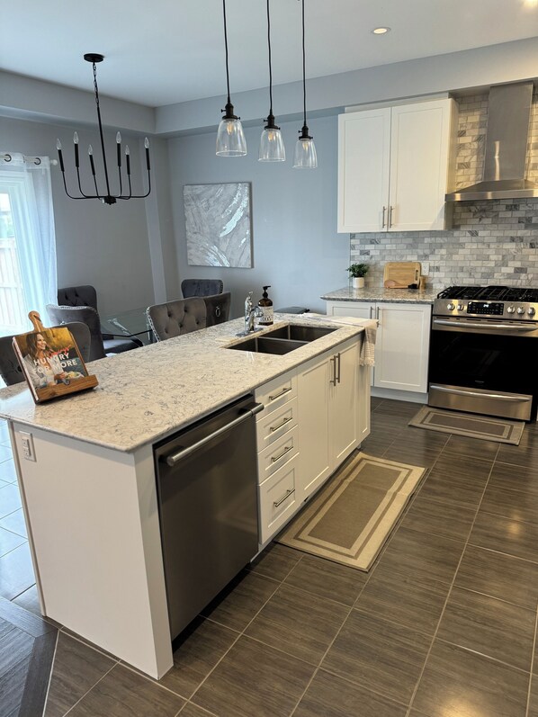 Microwave, oven, stovetop, dishwasher