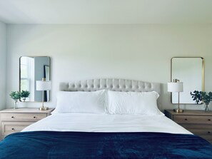 3 bedrooms, iron/ironing board, WiFi, bed sheets