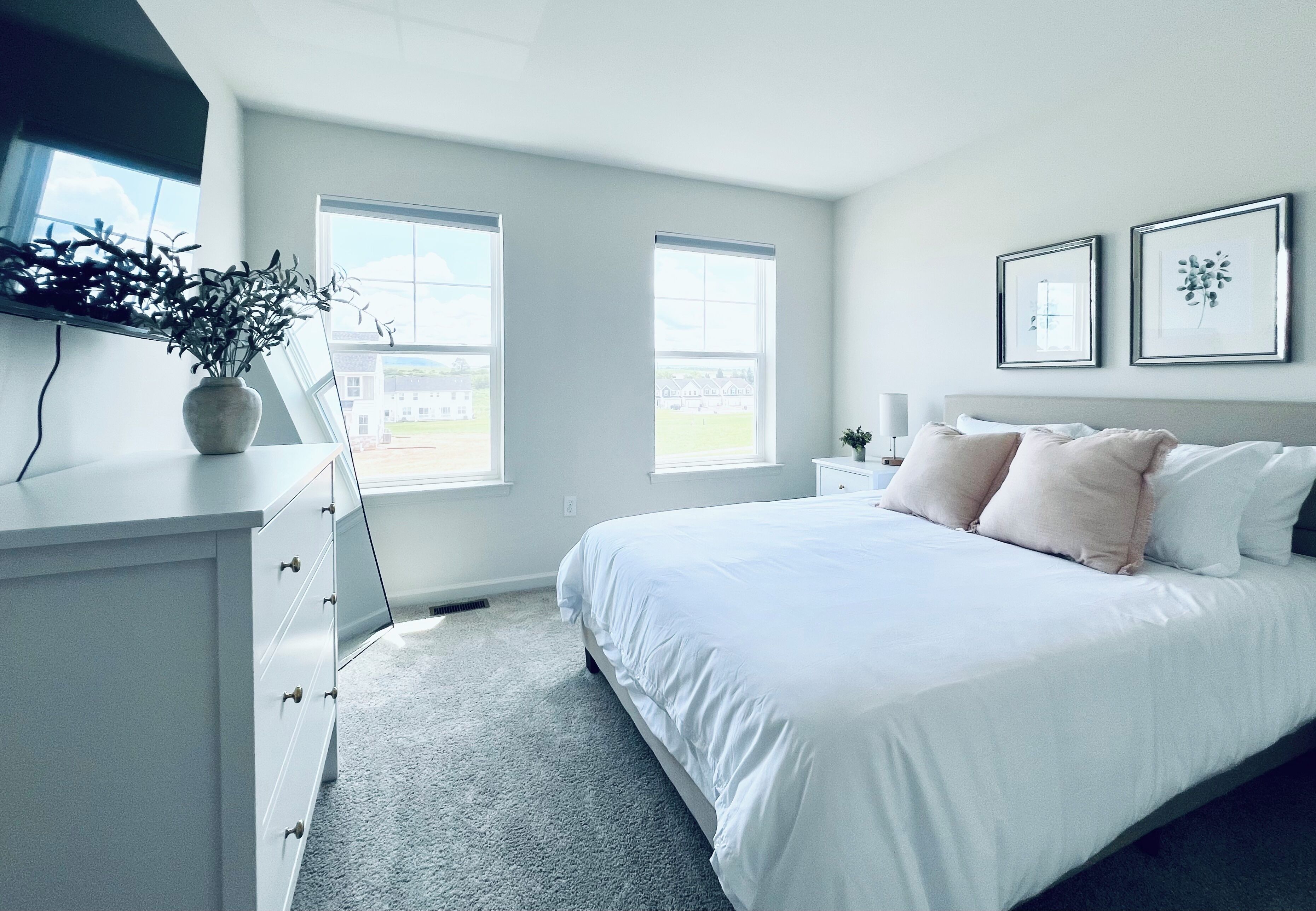 3 室のベッドルーム、アイロン / アイロン台、WiFi、ベッドシーツ