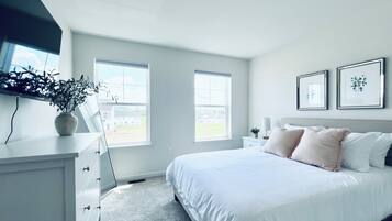 3 bedrooms, iron/ironing board, WiFi, bed sheets