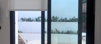 Beautiful apartment near the beach in a private estate.