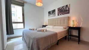 2 bedrooms, WiFi, bed sheets