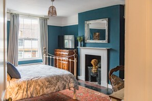 3 dormitorios, tabla de planchar con plancha, wifi y ropa de cama