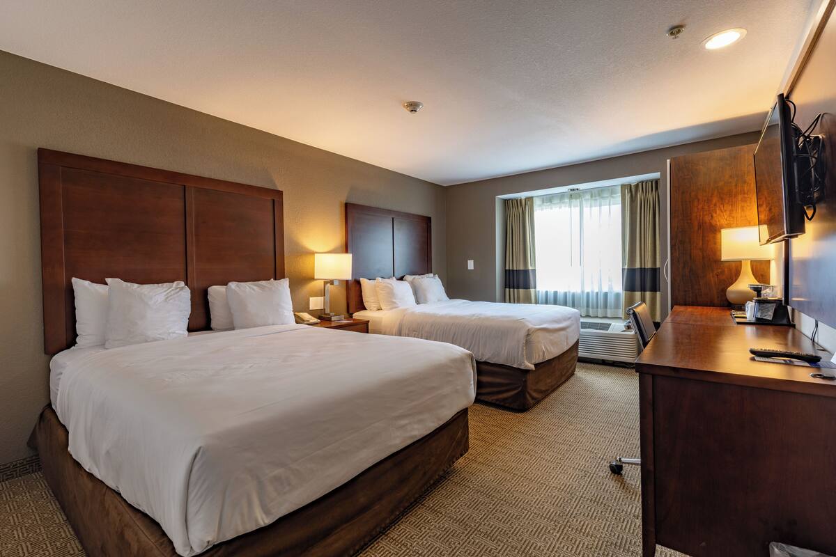 In-room safe, desk, laptop workspace, free WiFi