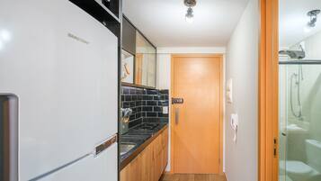 Apartment | Bathroom | Shower