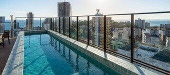 Units in Building With Swimming Pool in Barra-ssa - EUB