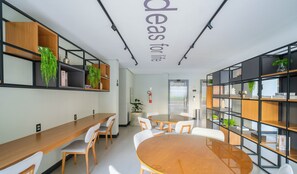 Dining - Units in Building With Swimming Pool in Barra-ssa - EUB (Salvador)