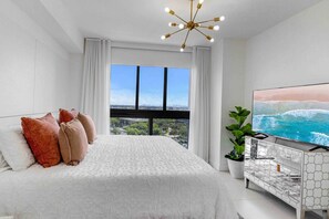 2 bedrooms, desk, iron/ironing board, WiFi